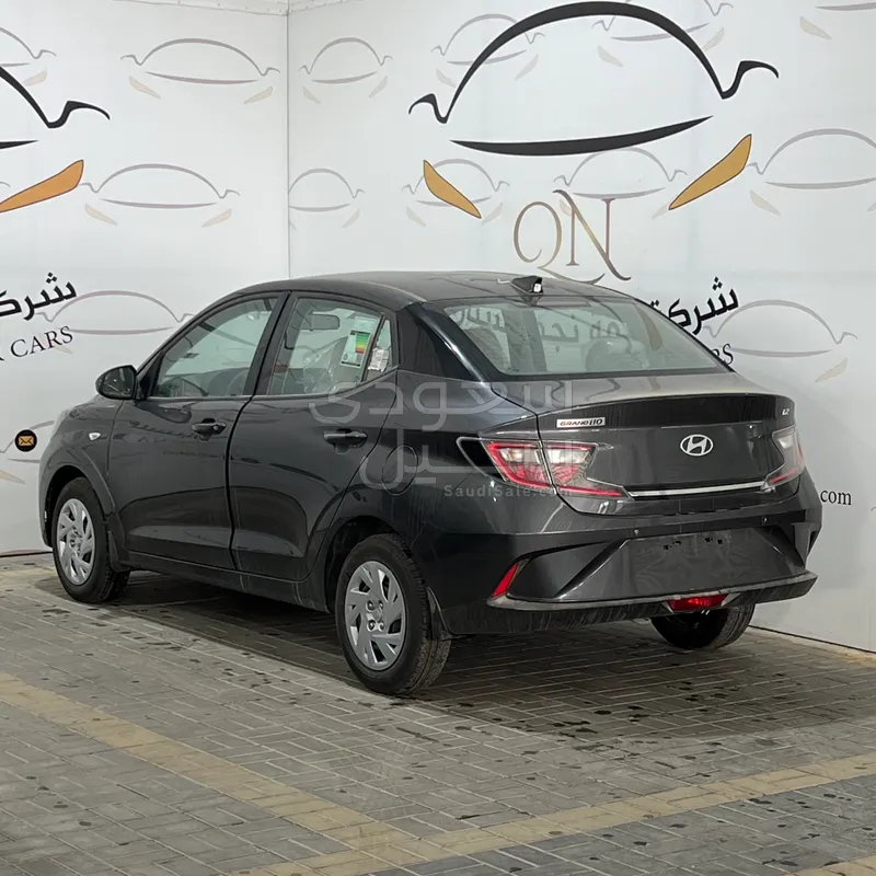 2025 هيونداي اي 10