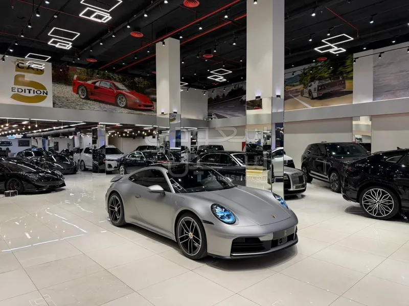2025 بورش 911 كاريرا اس