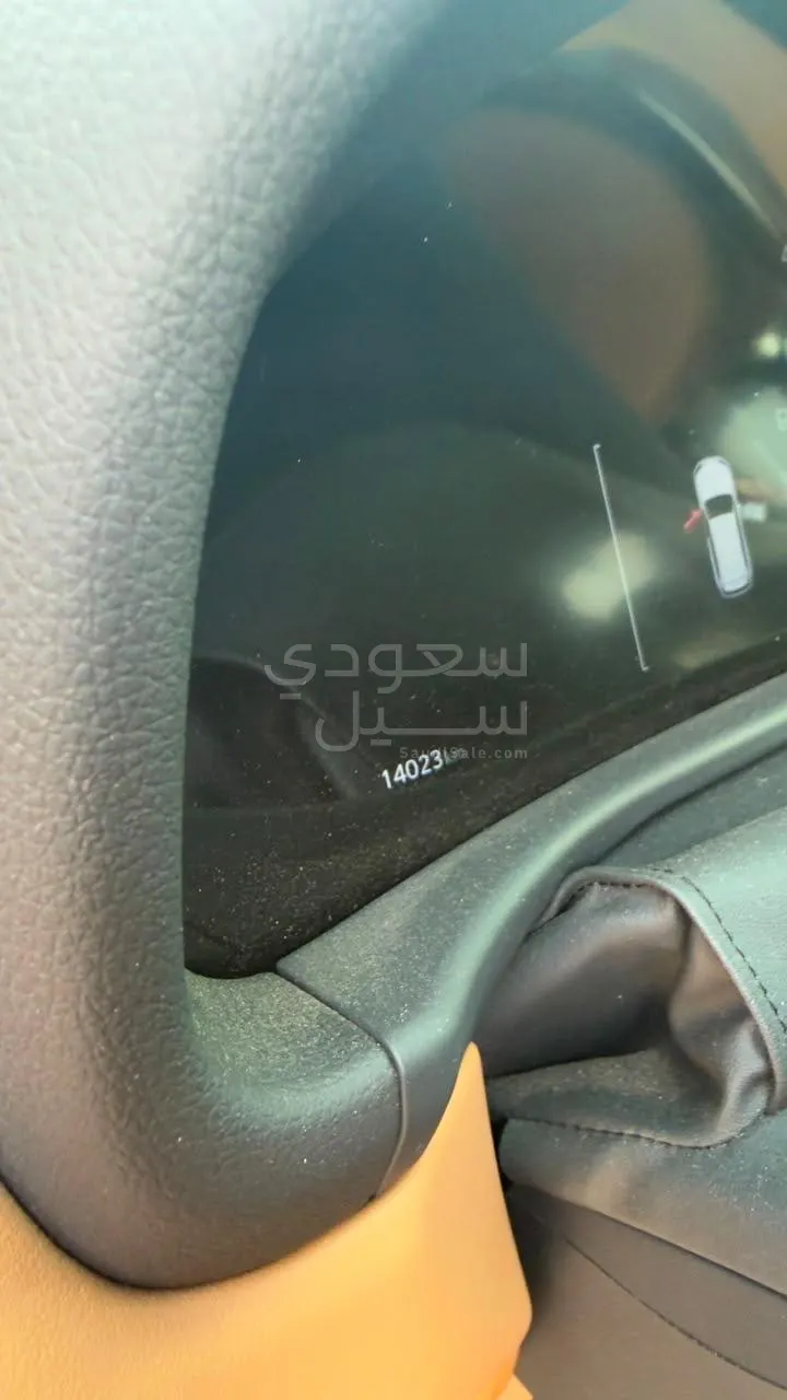 2025 لكزس إل إكس 600