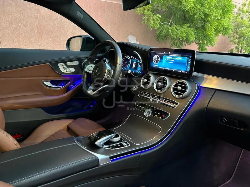 2023 مرسيدس - بنز سي 200 أي إم جي كوبيه