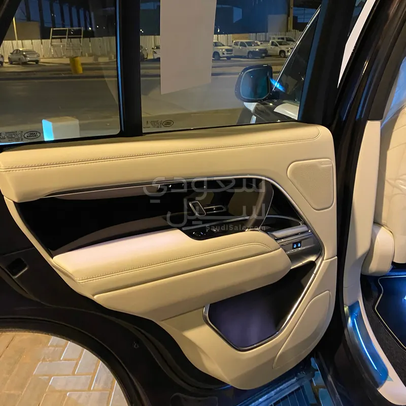 2026 لاند روفر رينج روفر اتش اس اي
