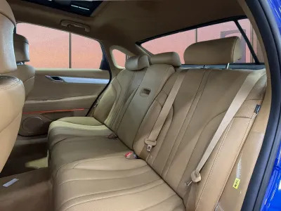 2025 جينيسيس جي 80