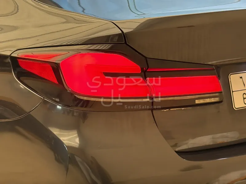 2023 بي ام دبليو الفئة الخامسة 520 أي
