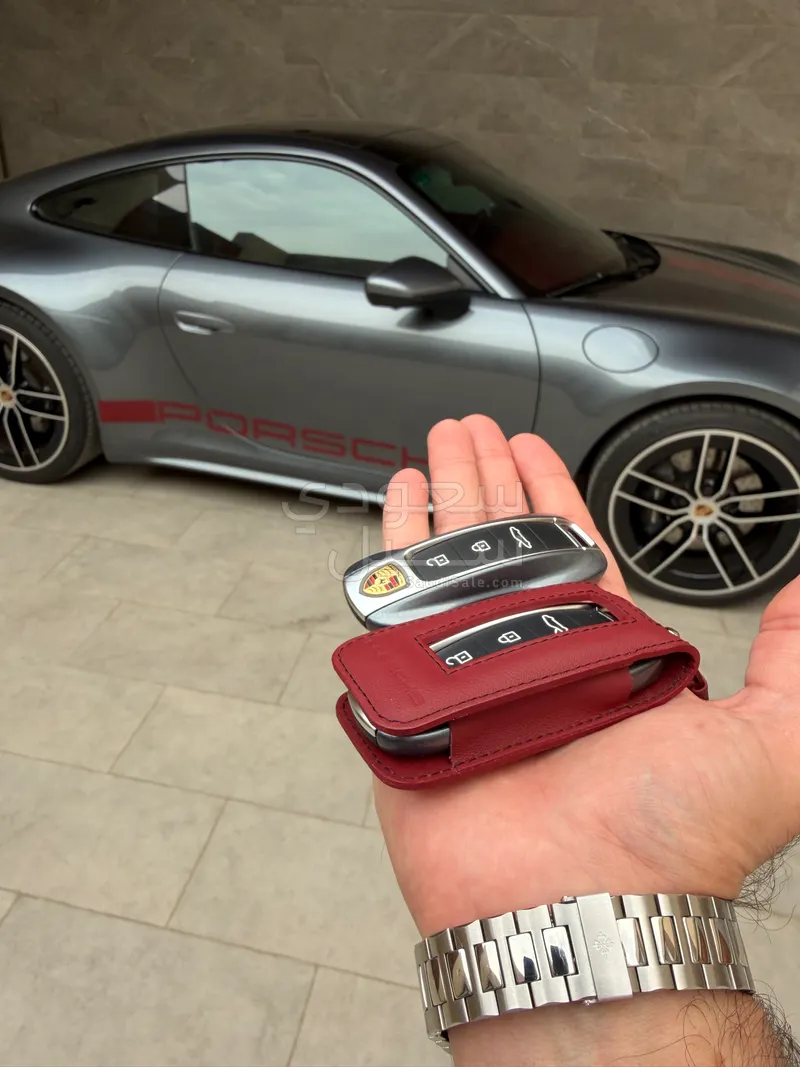 2025 بورش 911 كاريرا
