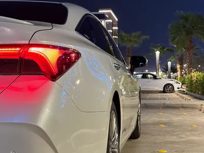 2021 تويوتا افالون ليمتد