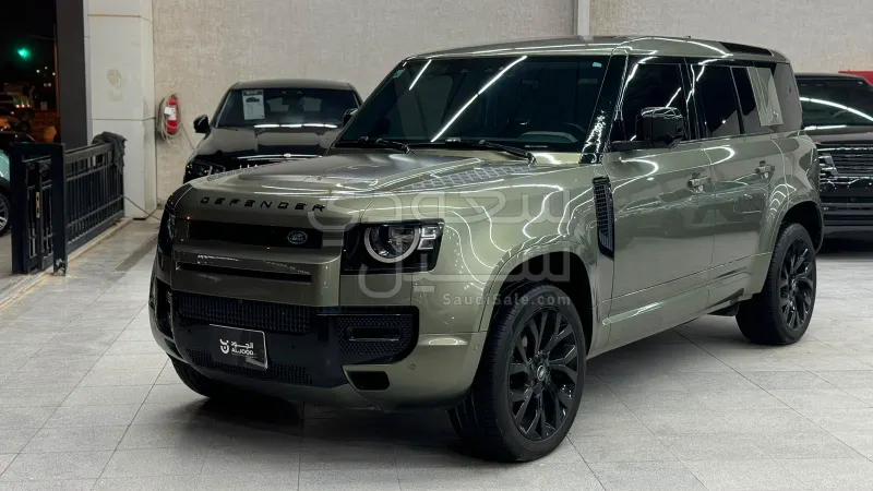 2021 لاند روفر ديفيندر 110 اس اي