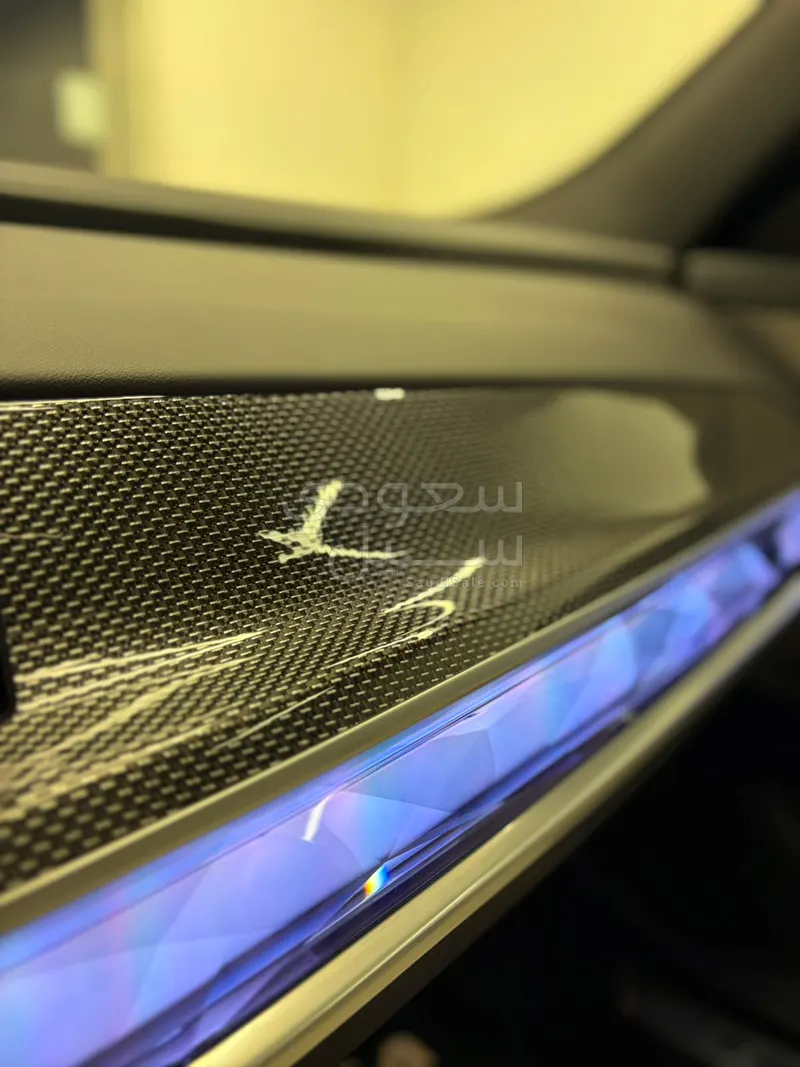 2024 بي ام دبليو الفئة السابعة 735أي