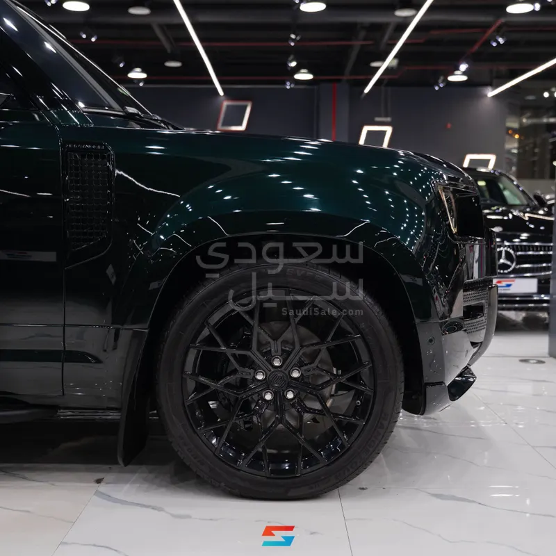2020 لاند روفر ديفيندر 110 اتش اس اي