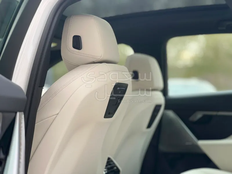 2025 بي ام دبليو الفئة الخامسة 520 أي إم كت