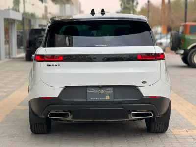 2024 لاند روفر رينج روفر سبورت اتش اس اي