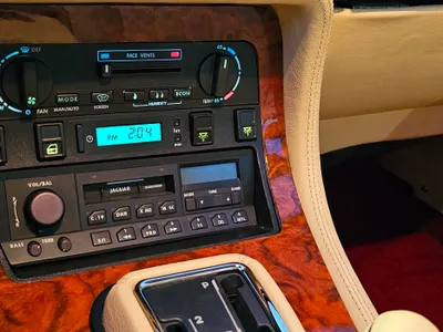 1990 جاكوار كلاسيك