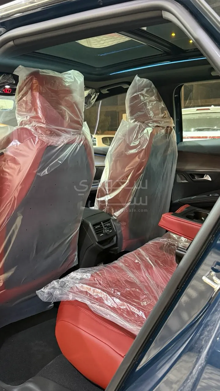 2025 بيجو 3008