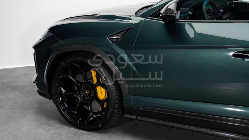 2024 لمبرجيني اوروس بيرفورمانتي