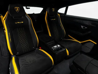 2024 لمبرجيني اوروس بيرفورمانتي