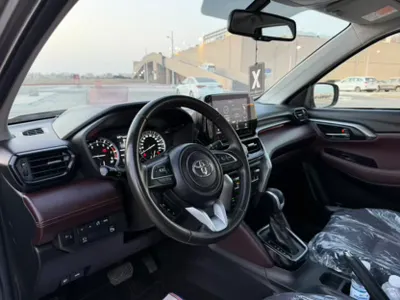 2025 تويوتا اوربان كروزر جي ال اكس