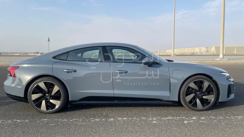 2024 اودي إي ترون جي تي كواترو