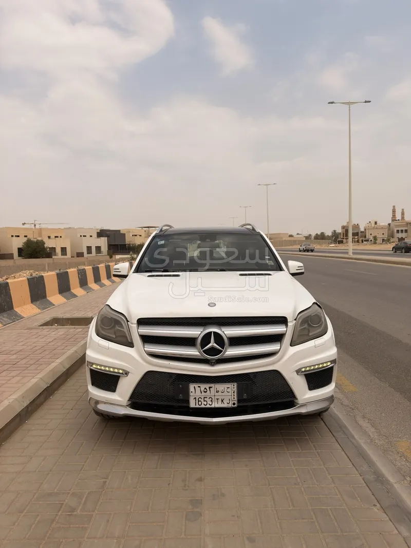 2015 مرسيدس - بنز جي إل 500