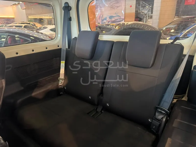 2021 سوزوكي جيمني