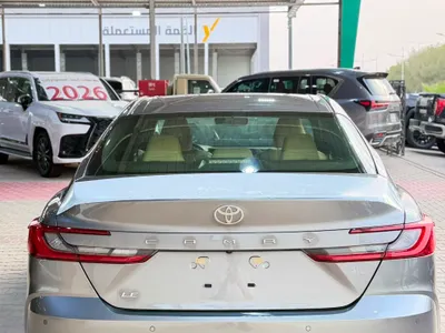 2026 تويوتا كامري ال اي