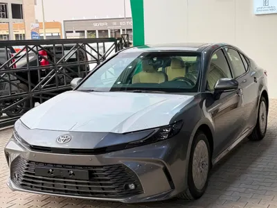 2026 تويوتا كامري ال اي