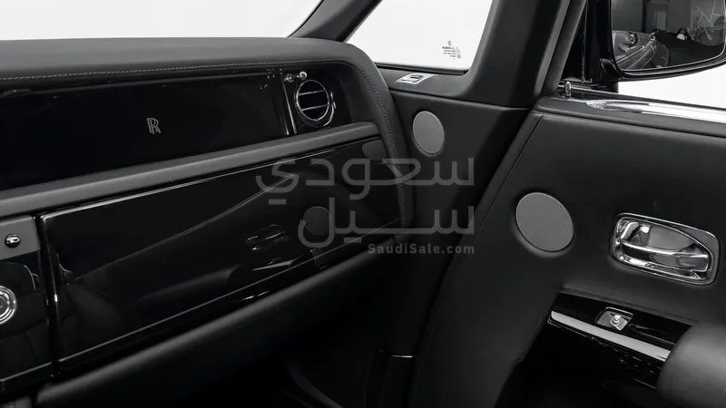2017 رولز رويس فانتوم دروب هيد