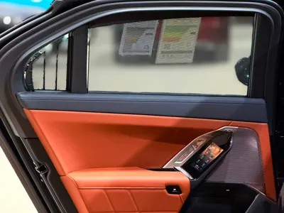 2026 بي ام دبليو الفئة السابعة 735أي