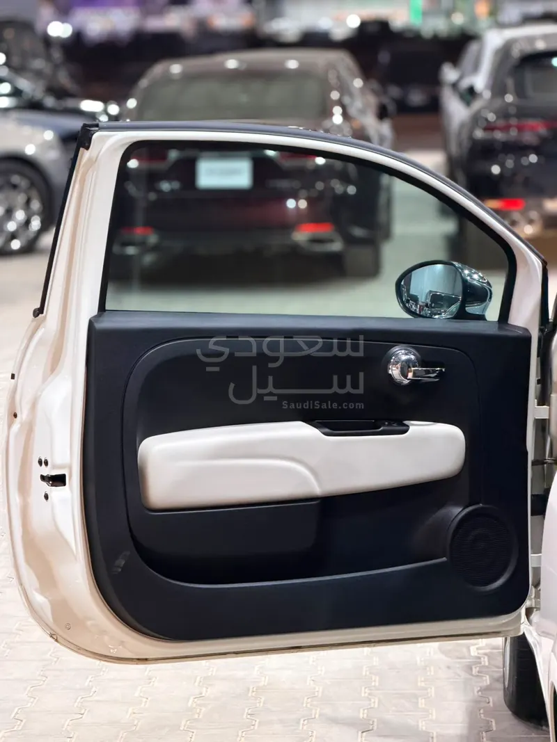 2022 فيات 500 دولتشي فيتا