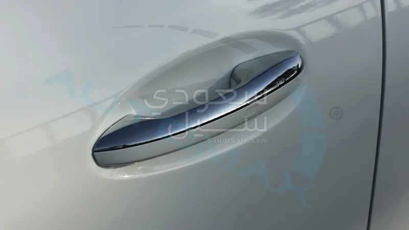 2026 مرسيدس - بنز جي إل سي 200 اي ام جي
