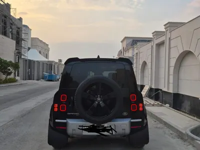 2022 لاند روفر ديفيندر 110