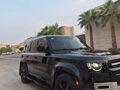2022 لاند روفر ديفيندر 110
