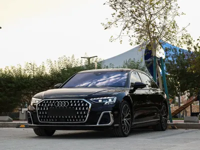 2023 اودي اي 8 ال اس لاين