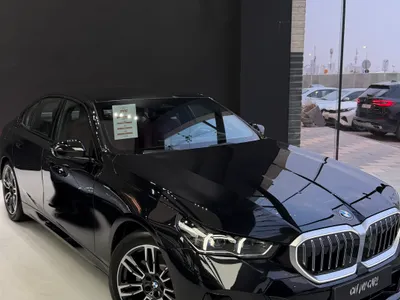 2026 بي ام دبليو الفئة الخامسة 520 أي إم كت