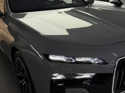2025 بي ام دبليو الفئة السابعة 735أي
