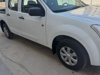 2025 ايسوزو دي ماكس غمارتين