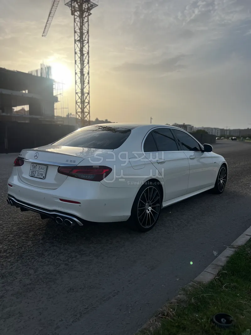 2021 مرسيدس - بنز إي 53 أي إم جي