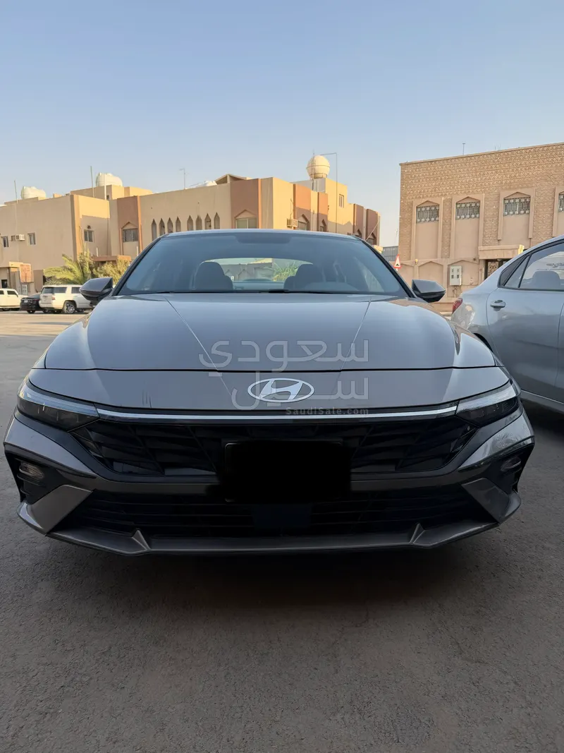 2025 هيونداي النترا سمارت