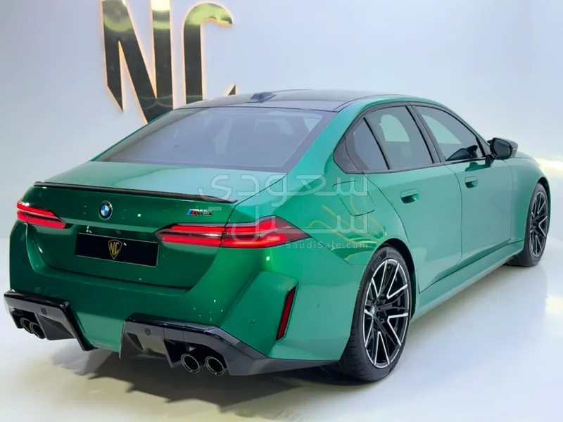 2025 بي ام دبليو الفئة ام إم 3 كومبيتيشن