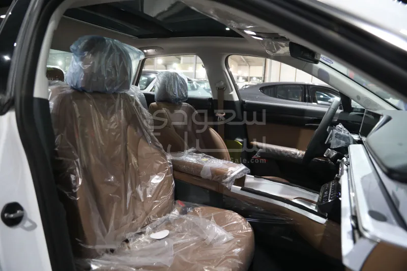 2024 هيونداي ازيرا
