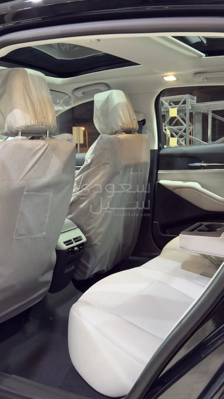 2026 فورد توروس تايتينيوم