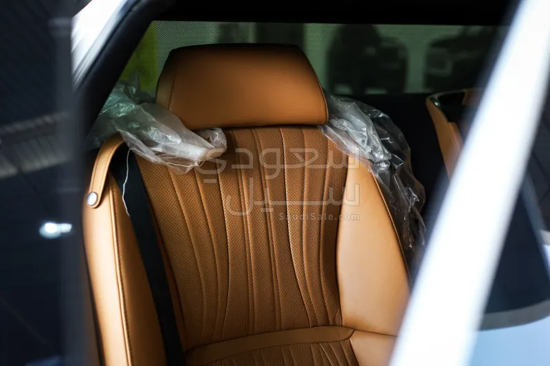 2023 لكزس إل إس 500إتش