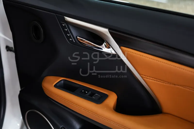 2022 لكزس أر إكس 450 هايبرد