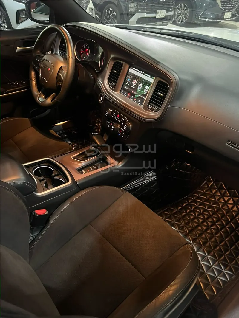2023 دودج تشارجر ار تي