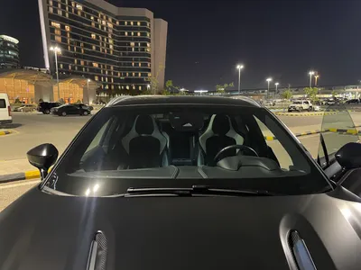2022 استون مارتن دي بي اكس 550