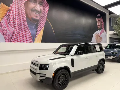 2020 لاند روفر ديفيندر 110 اس