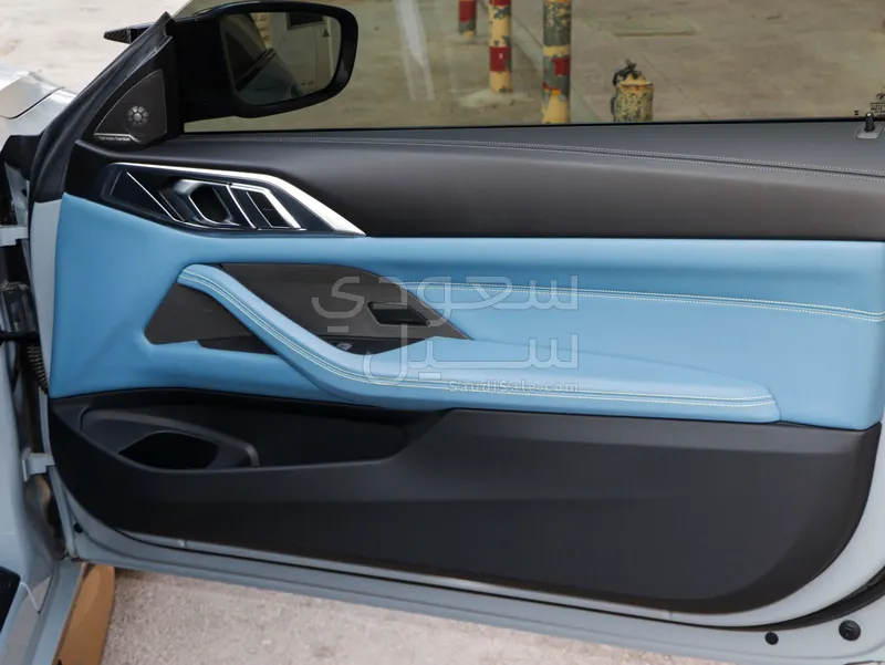 2025 بي ام دبليو الفئة ام إم 4 كومبيتيشن