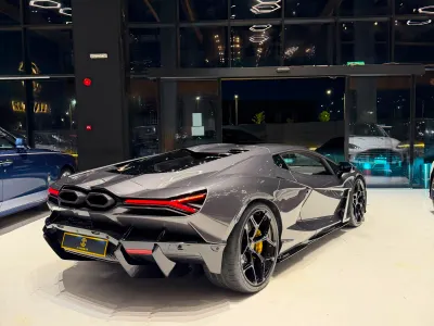 2025 لمبرجيني ريفويلتو