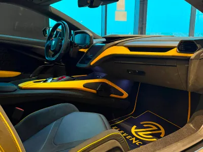 2025 لمبرجيني ريفويلتو