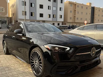 2025 مرسيدس - بنز سي 300 أي إم جي