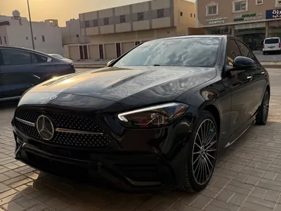 2025 مرسيدس - بنز سي 300 أي إم جي