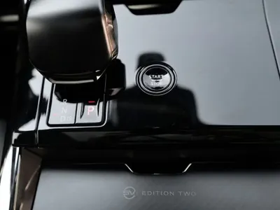 2025 لاند روفر رينج روفر سبورت اس في